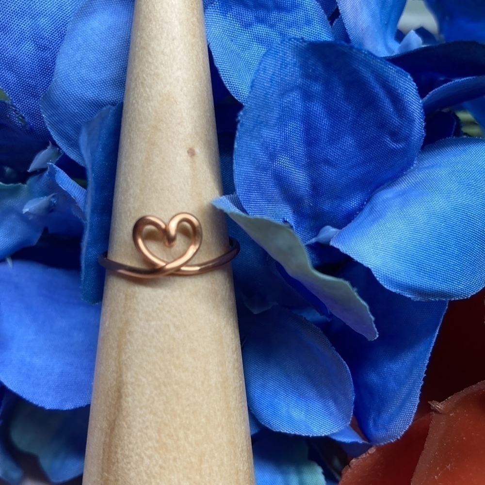 Artisan Toe Ring Copper Adjustable - Picture 3 of 12